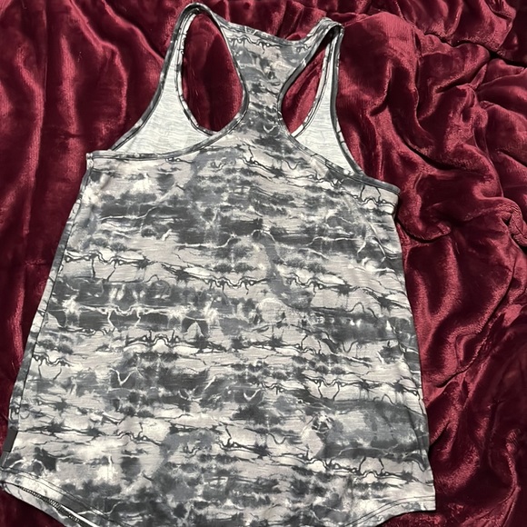 Converse Flag Tank - Picture 2 of 2
